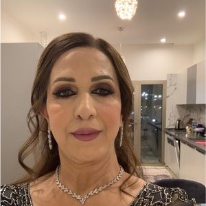 Meet your Posher, Zian